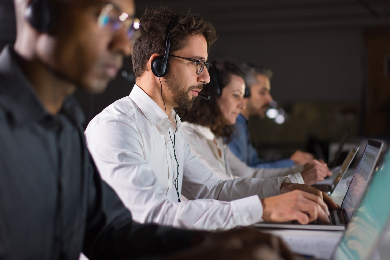 Elektro Telefone 24 Horas: Serviço de Atendimento