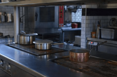 Tendências em cozinhas gourmet para pequenos negócios de alimentação